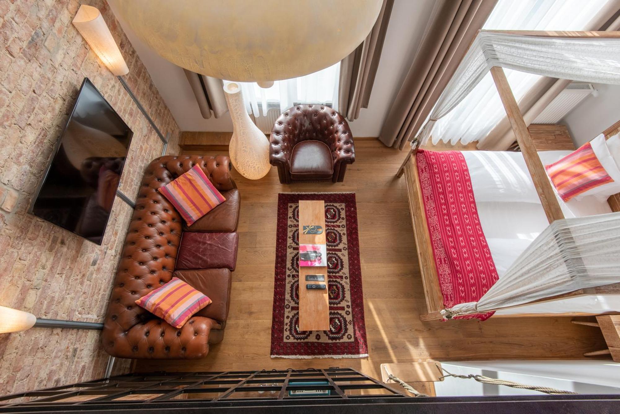Lulus Suite